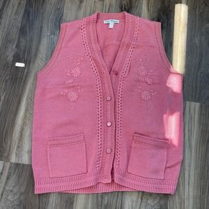 90s Vintage TC Fashion Pink Sweater Vest L Floral Embroidered Knit Coquette